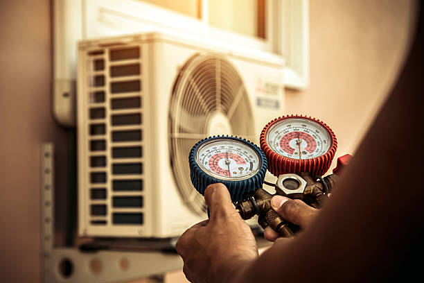 Professional Hvac technician working in Marshall, CA